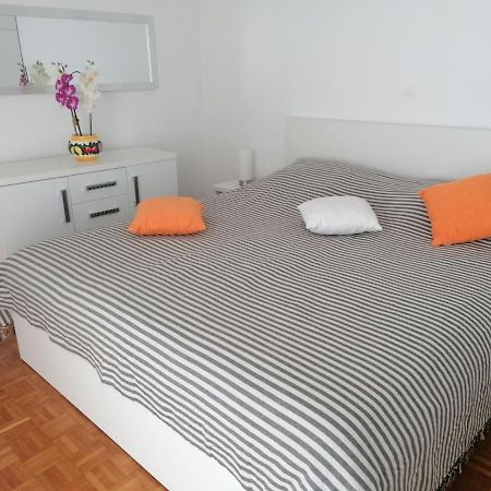 Apartman Petra Пула Екстер'єр фото