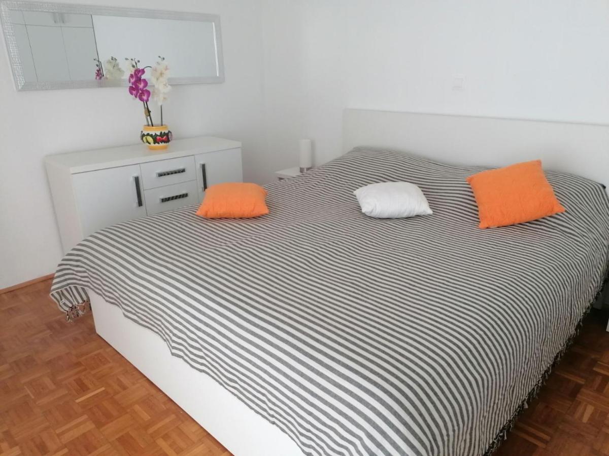 Apartman Petra Пула Екстер'єр фото